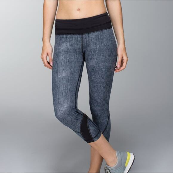 Lululemon Inspire Crop Leggings - Picture 9 of 9